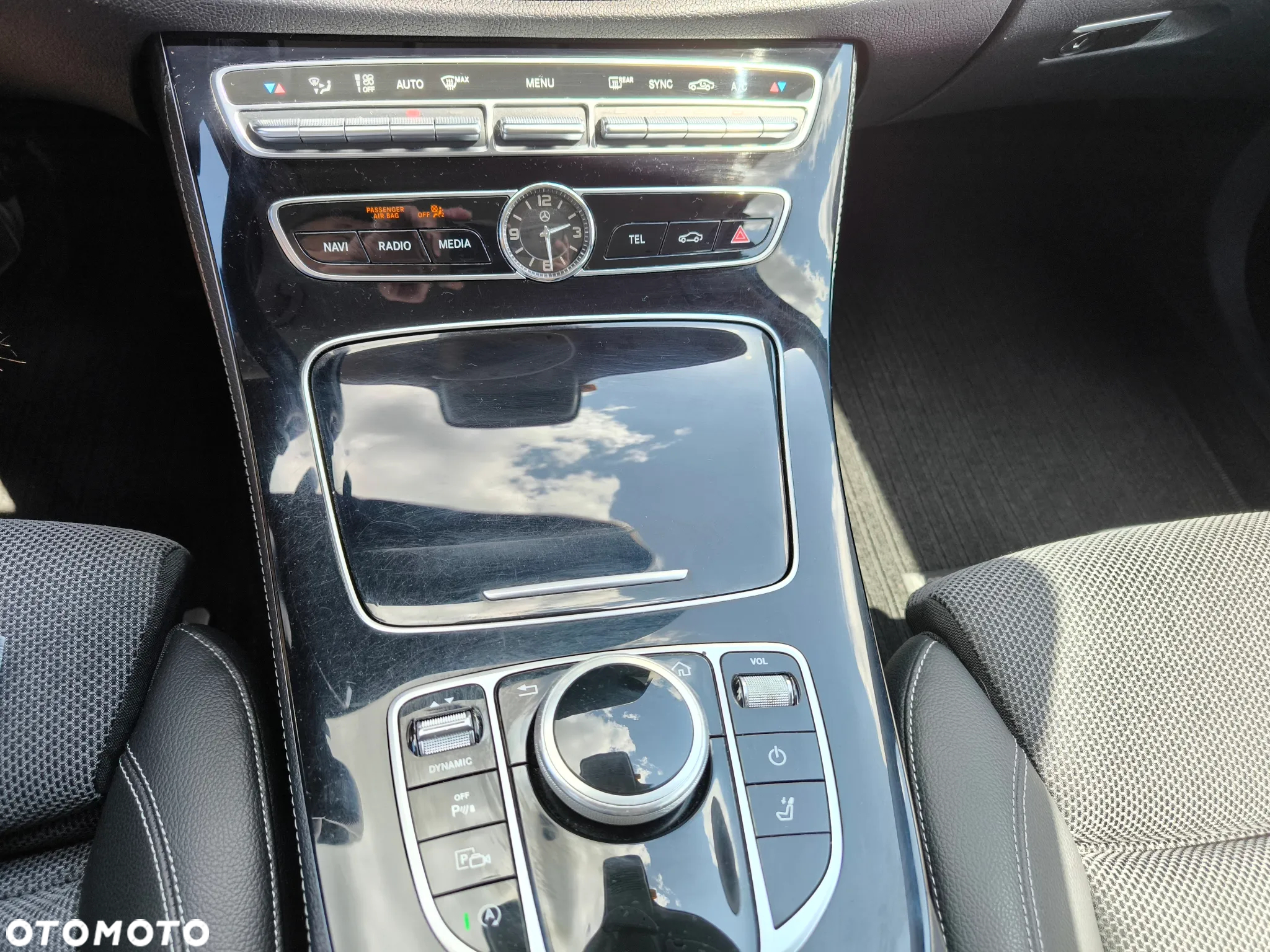 Mercedes-Benz Klasa E 200 d 9G-TRONIC - 25