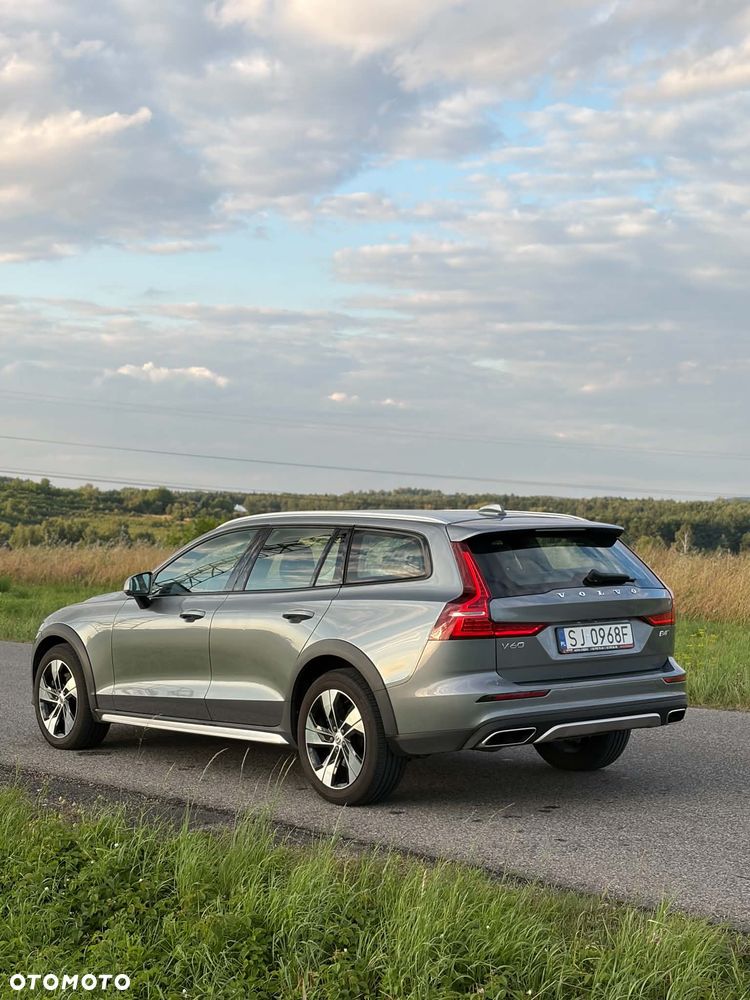 Volvo V60 Cross Country D4 AWD - 3