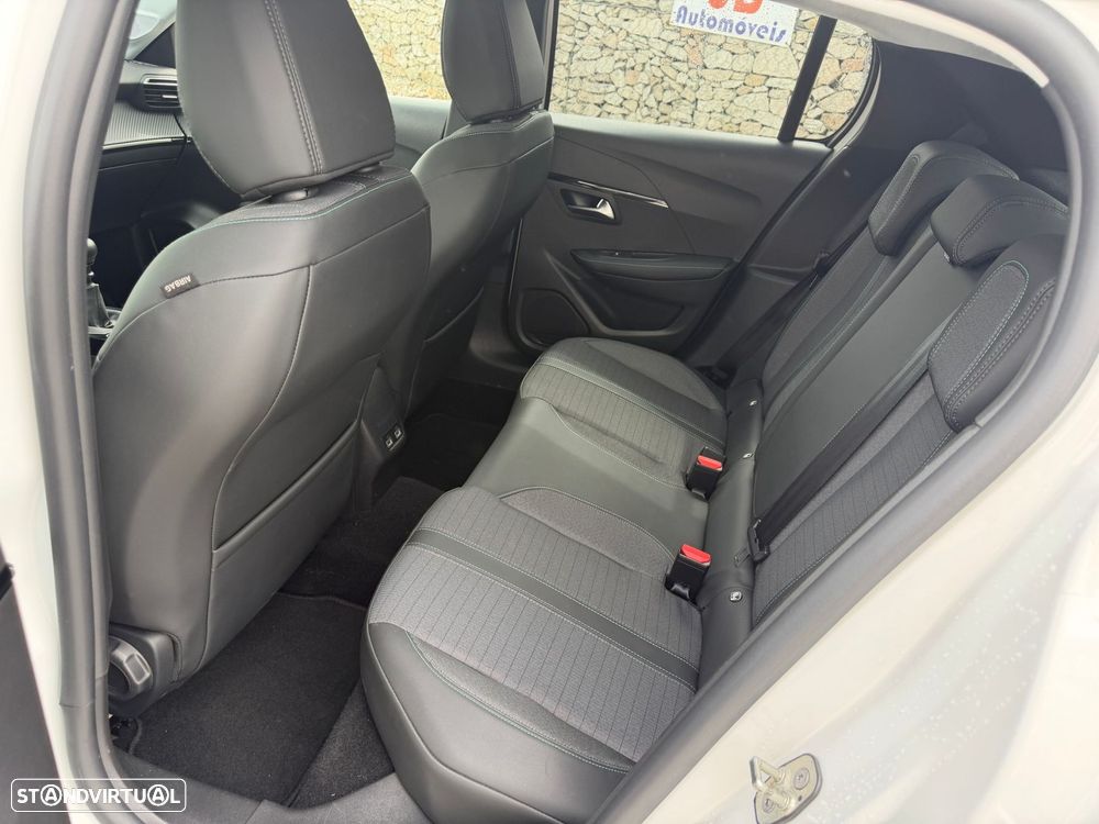 Peugeot 208 1.2 PureTech Allure - 14