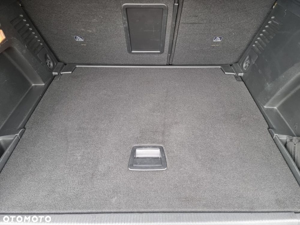 Peugeot 3008 1.2 PureTech Allure Pack S&S EAT8 - 24