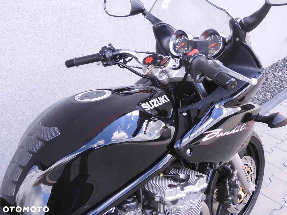 Suzuki Bandit - 11