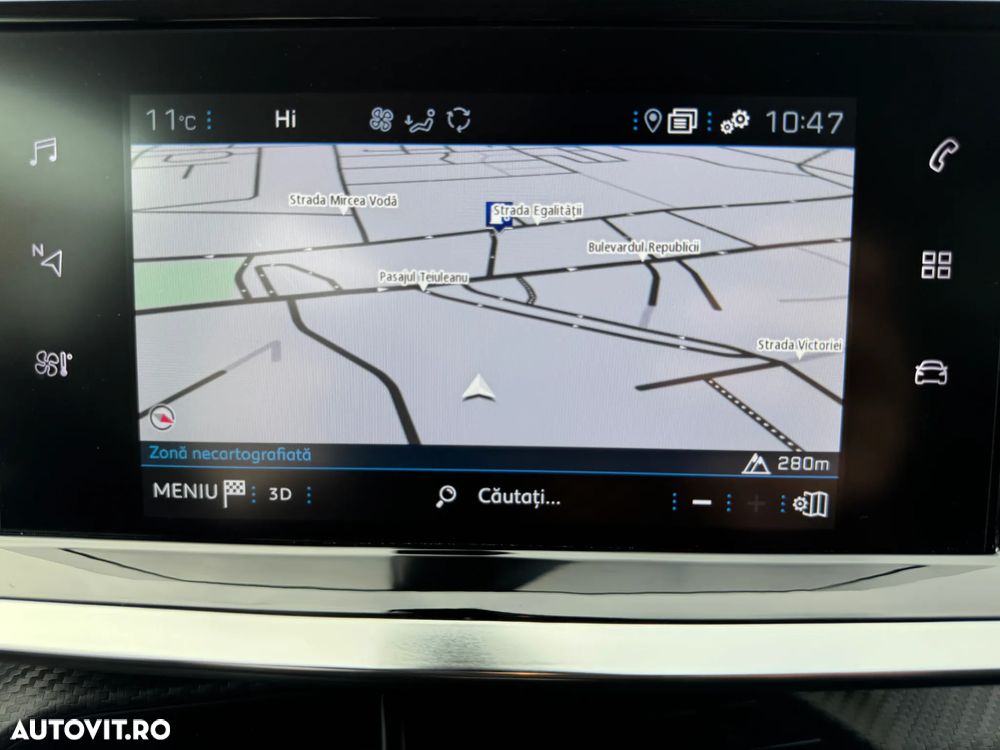 Peugeot 2008 PureTech 130 EAT8 Allure Pack - 25