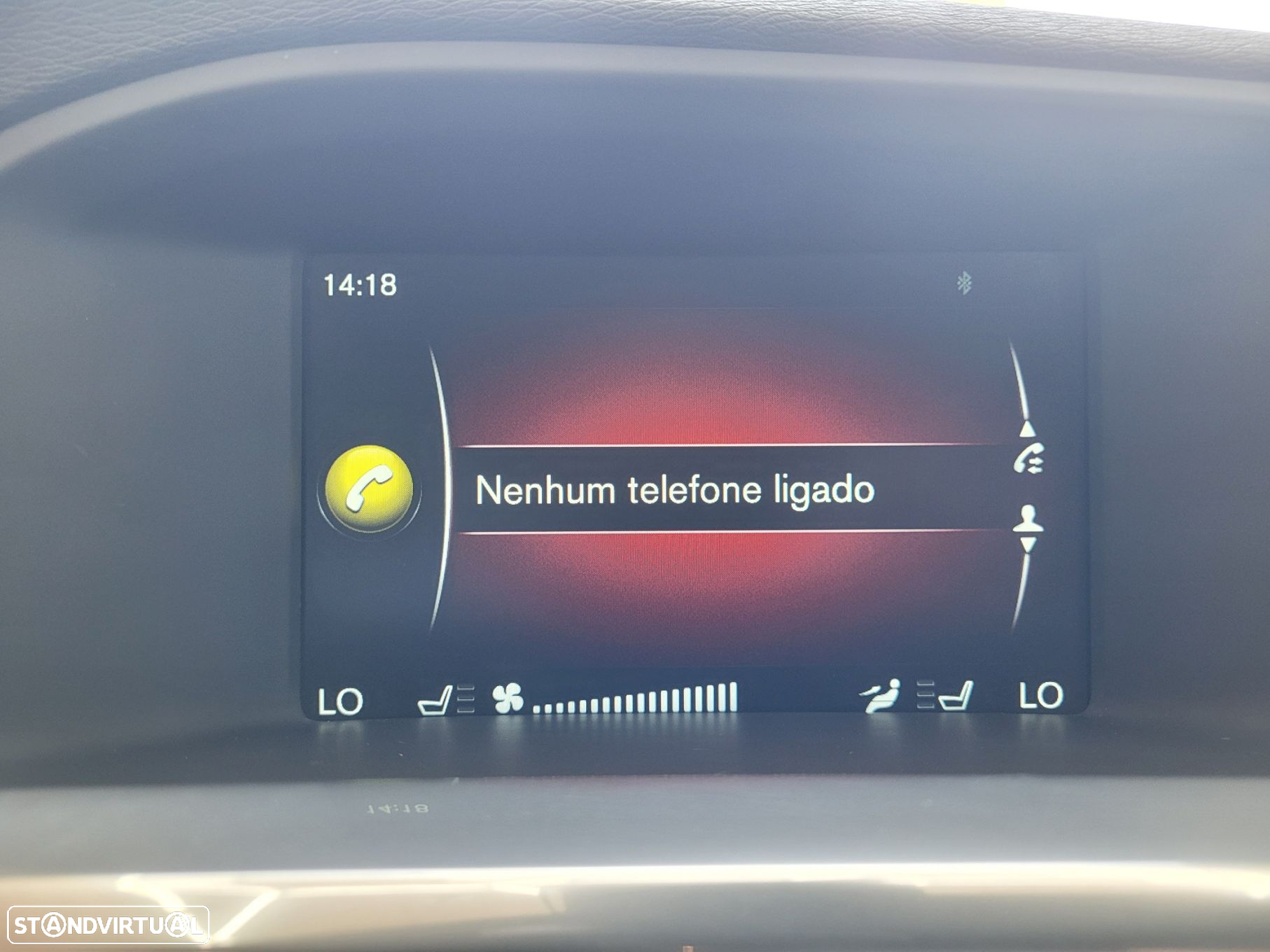 Volvo V60 2.4 D6 R-Design AWD Phev - 28