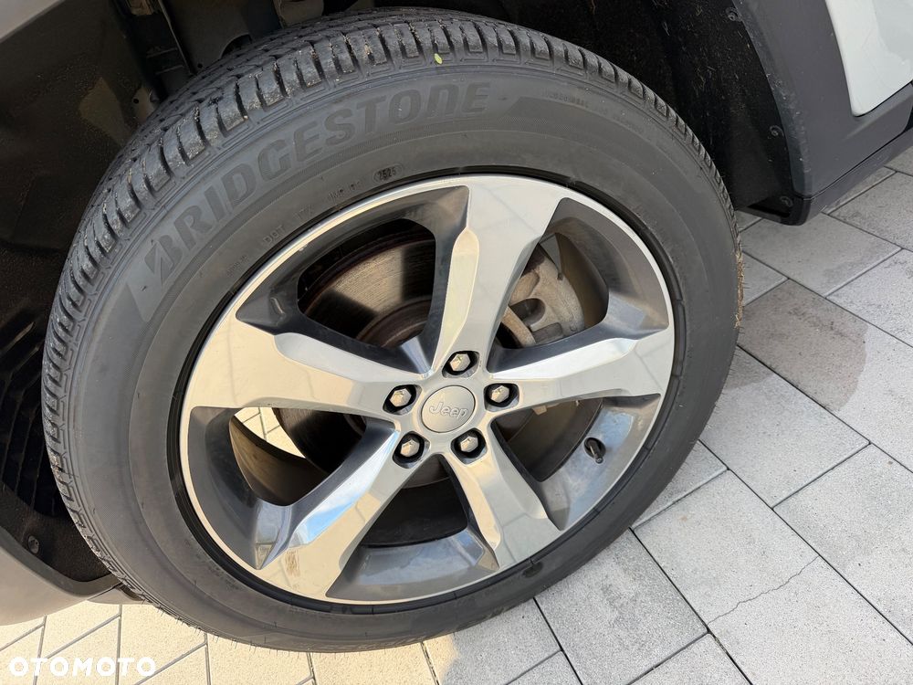 Jeep Grand Cherokee 3.6 V6 Limited - 15