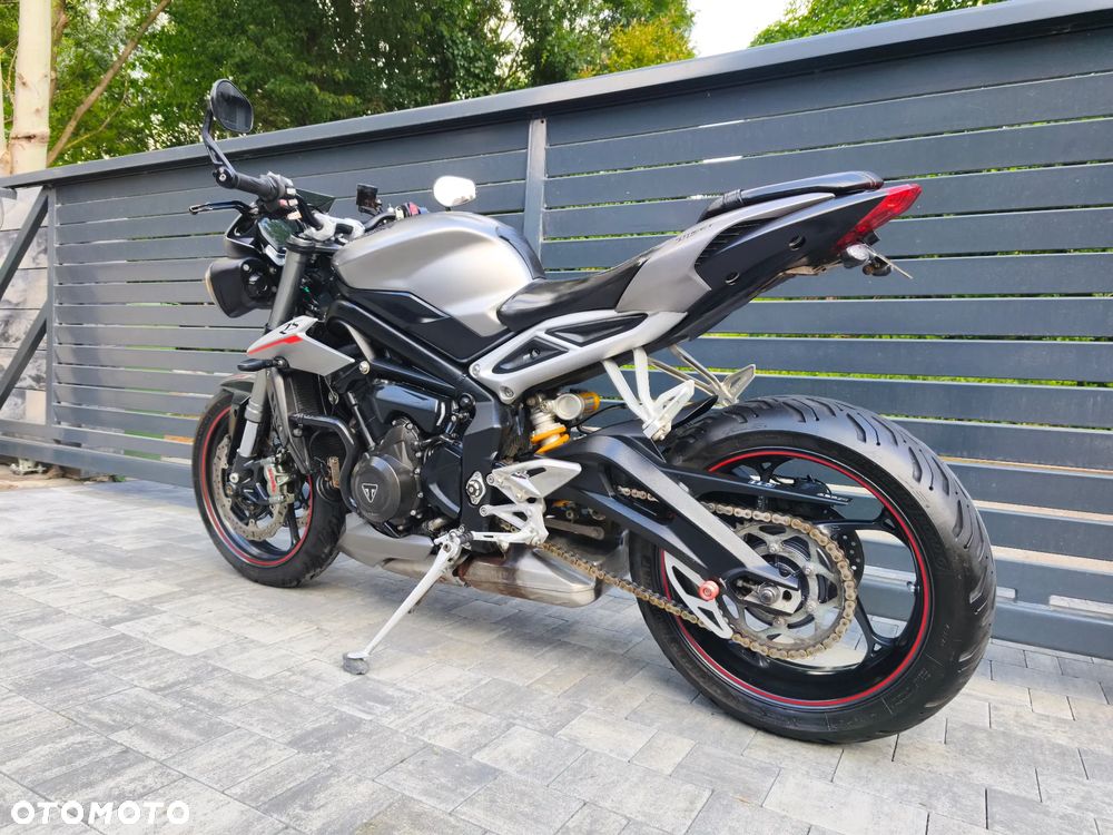 Triumph Street Triple - 6