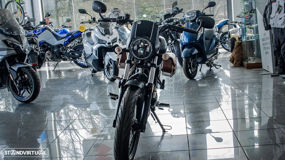 UM Scrambler X-Café - 6