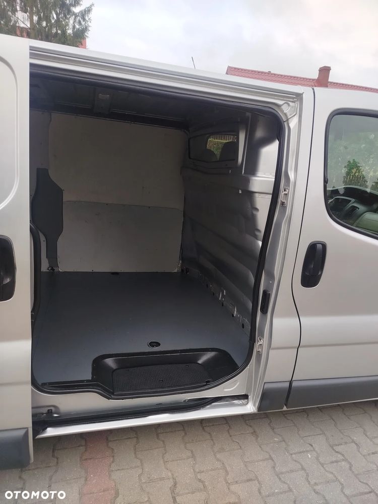 Renault Trafic - 14