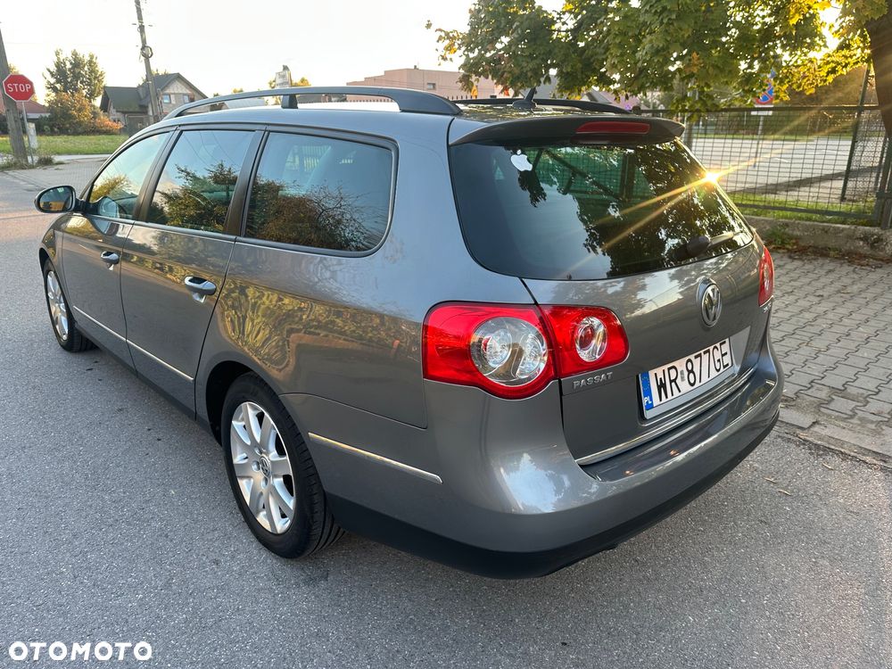 Volkswagen Passat 2.0 TDI DPF Sportline - 5