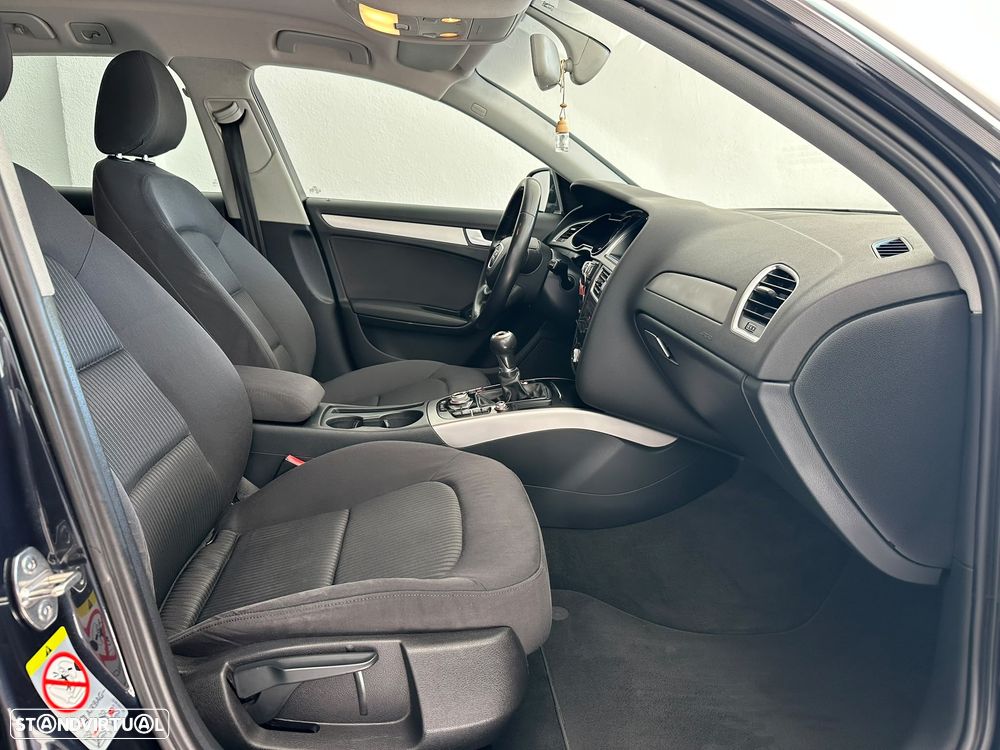 Audi A4 Avant - 33
