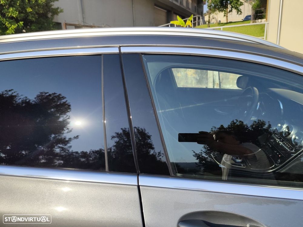 Mercedes-Benz C 220 d AMG Line - 17