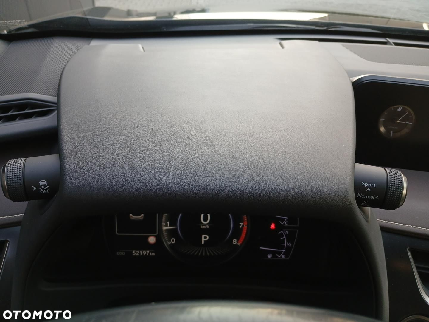 Lexus UX - 17