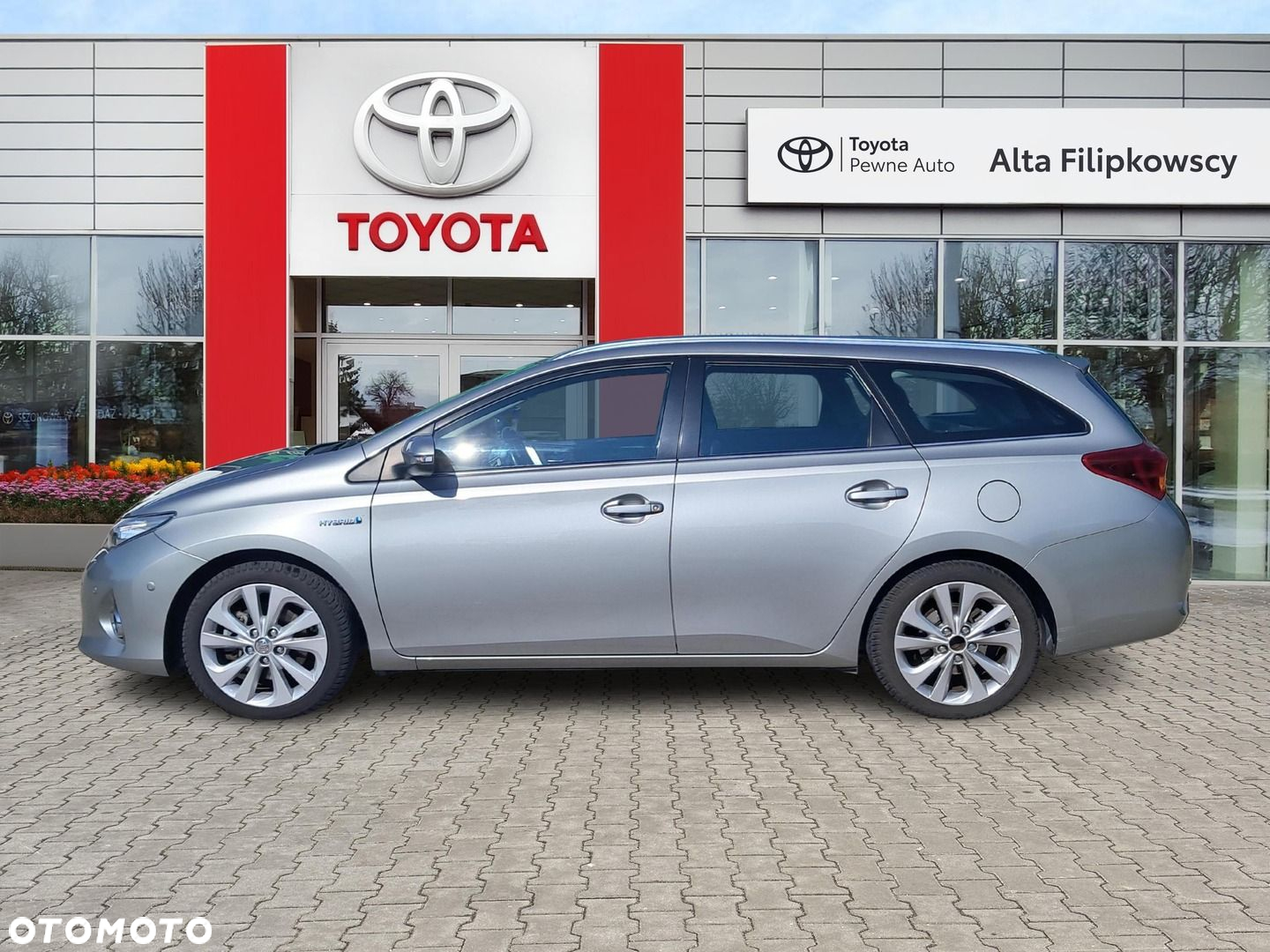 Toyota Auris Hybrid 135 Prestige - 6