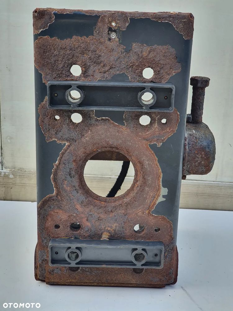 WINDA WIESZAK KOŁA ZAPASOWEGO STELAZ  IVECO EUROCARGO - 11