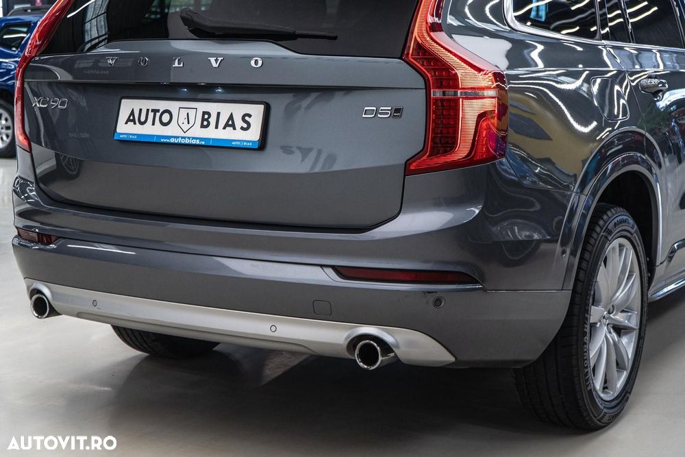 Volvo XC 90 D5 AWD Momentum - 14