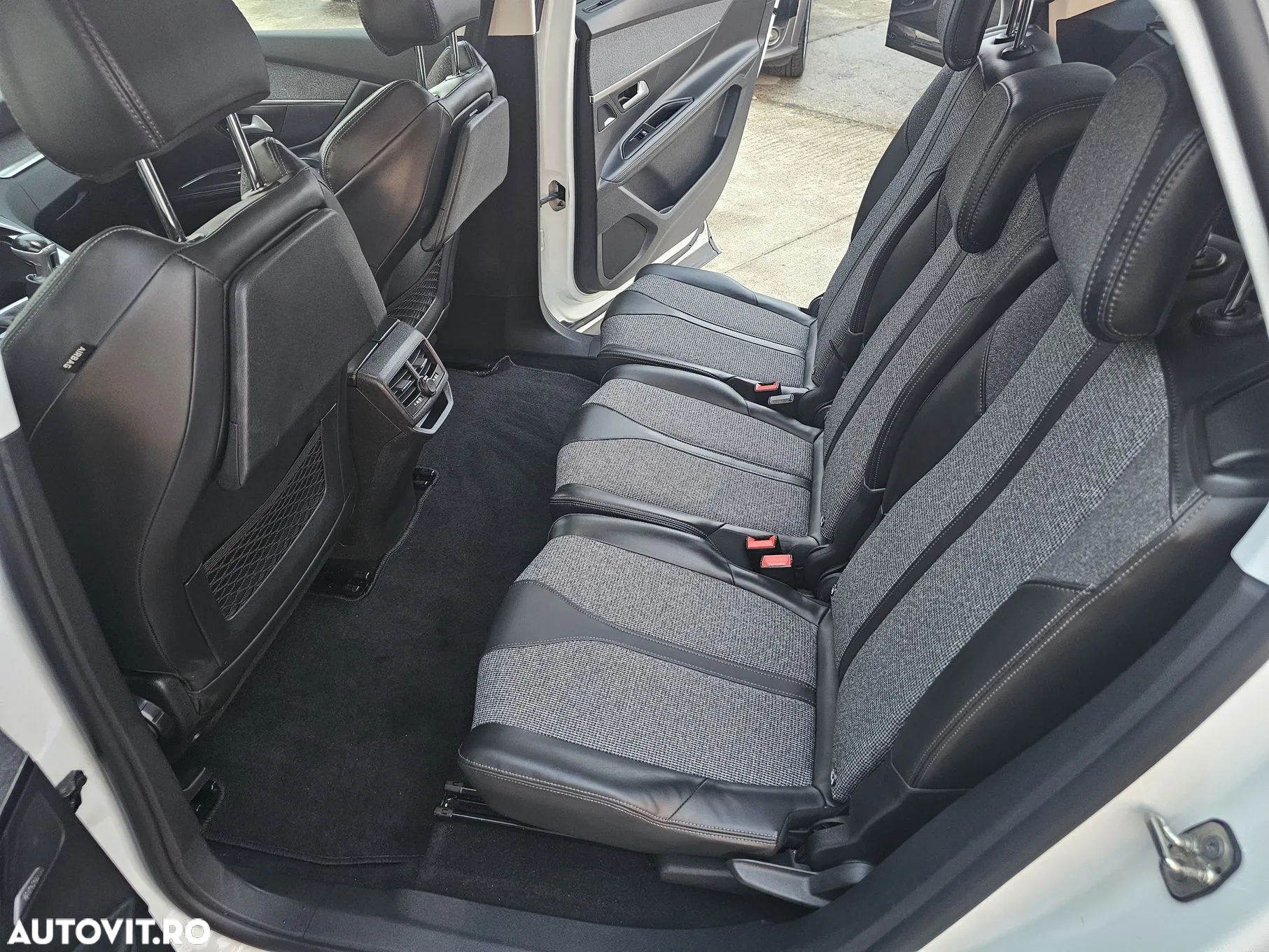 Peugeot 5008 1.2 Puretech Turbo s&s GT-Line - 10