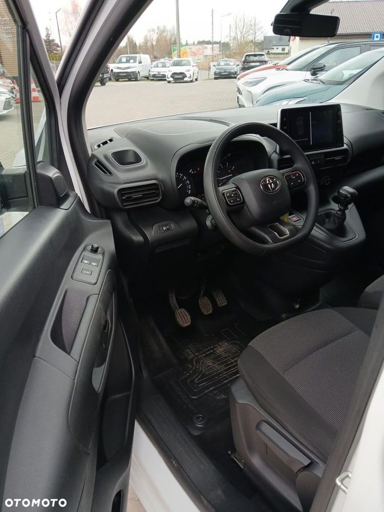 Toyota PROACE CITY - 21