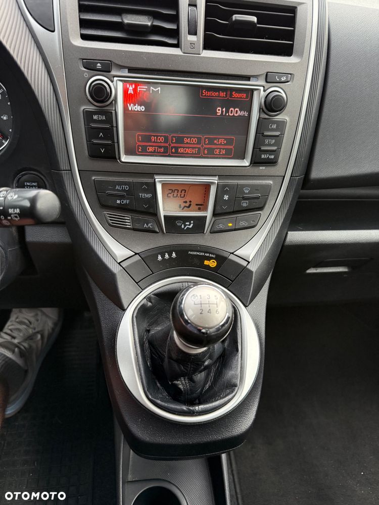 Toyota Verso S - 14