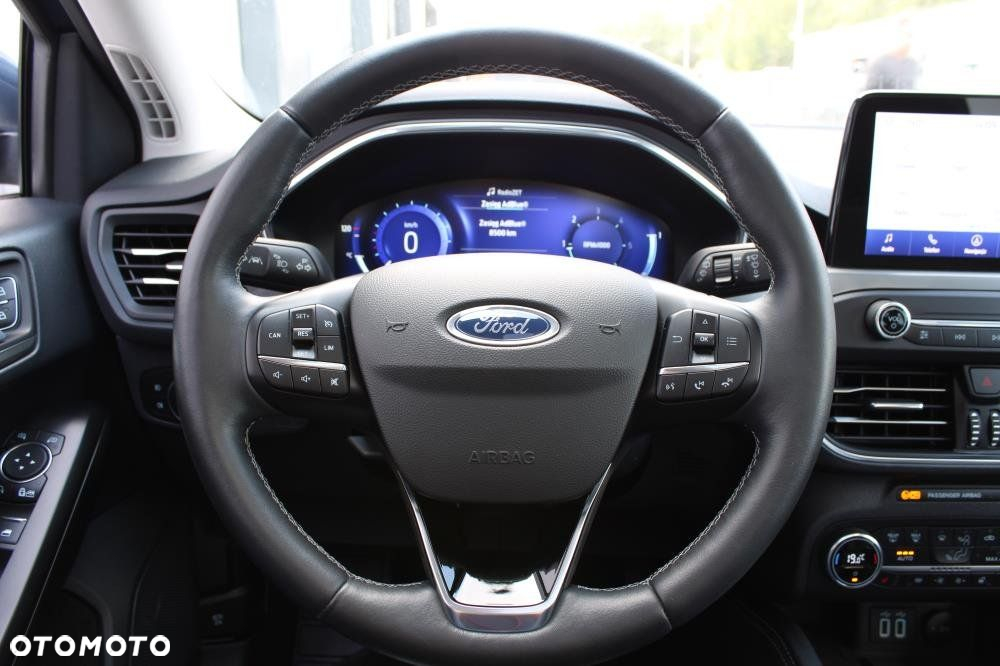 Ford Focus - 16