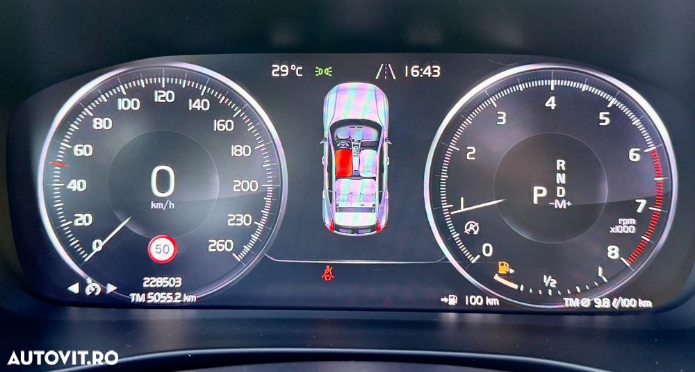 Volvo XC 40 T5 AWD Geartronic Momentum Pro - 16