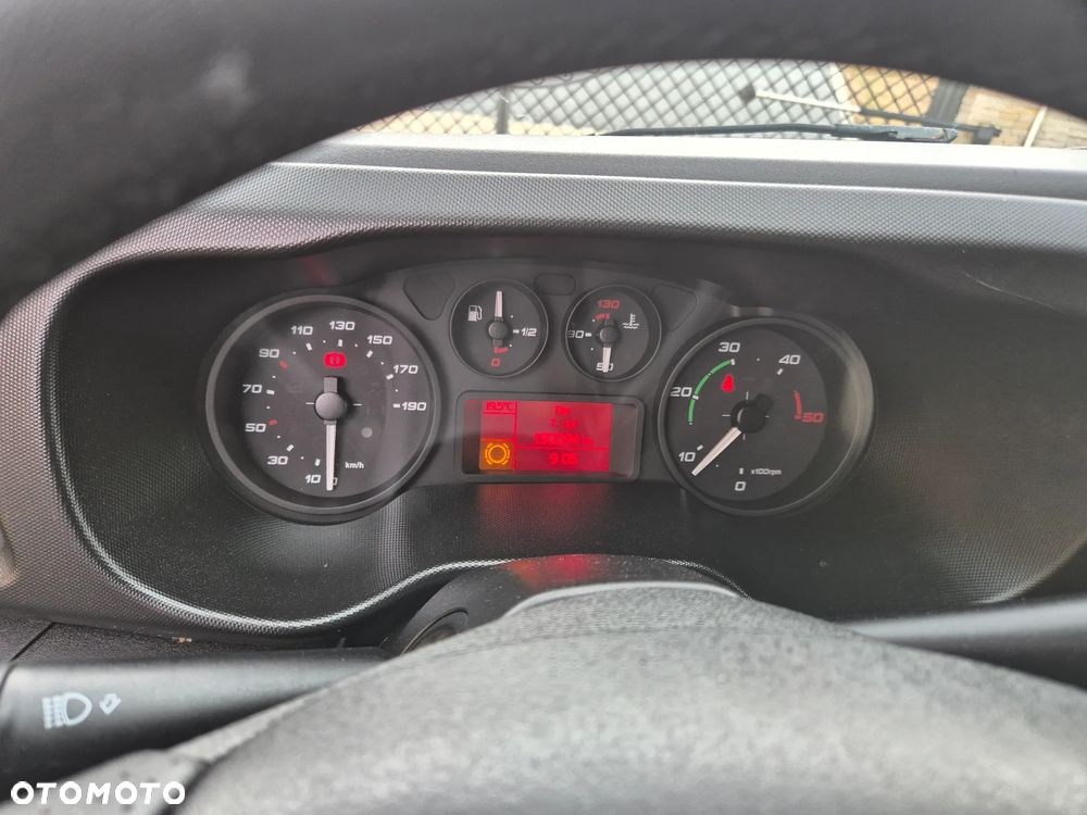 Iveco DAILY 35S15 3.0 L3H2 KLIMATRONIK  TEMPOMAT 189.000KM SERWIS - 27