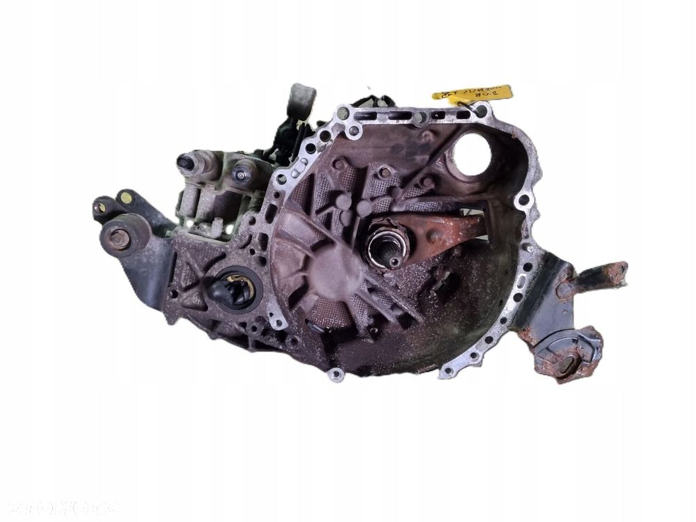 * TOYOTA AVENSIS II T25 03-09 2,0 VVTI manualna SKRZYNIA BIEGÓW - 1