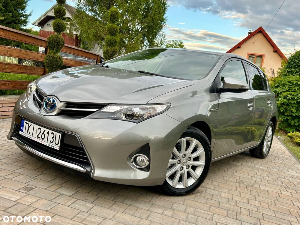 Toyota Auris - 1