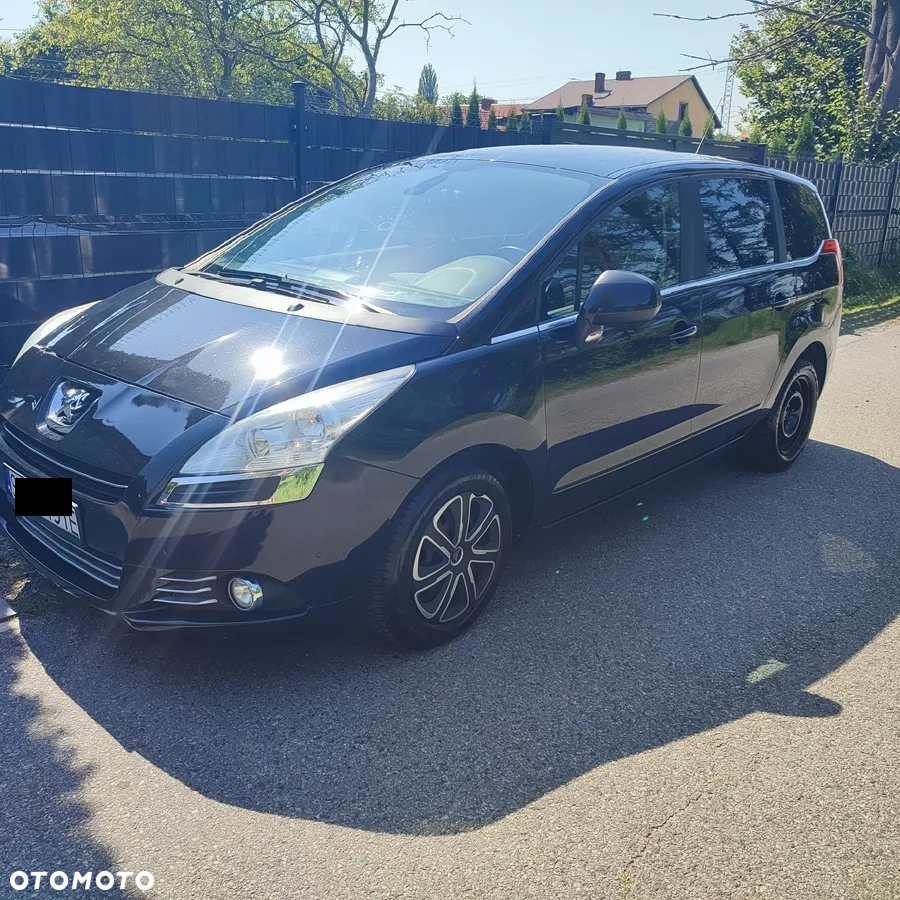 Peugeot 5008 - 5