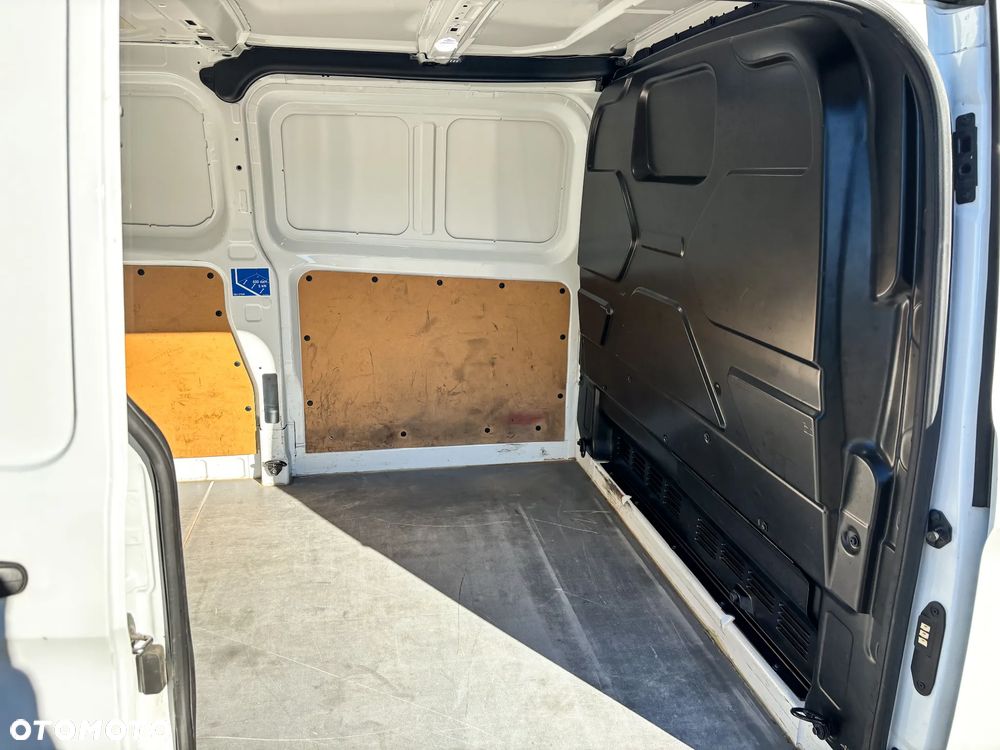 Ford Transit Custom - 9