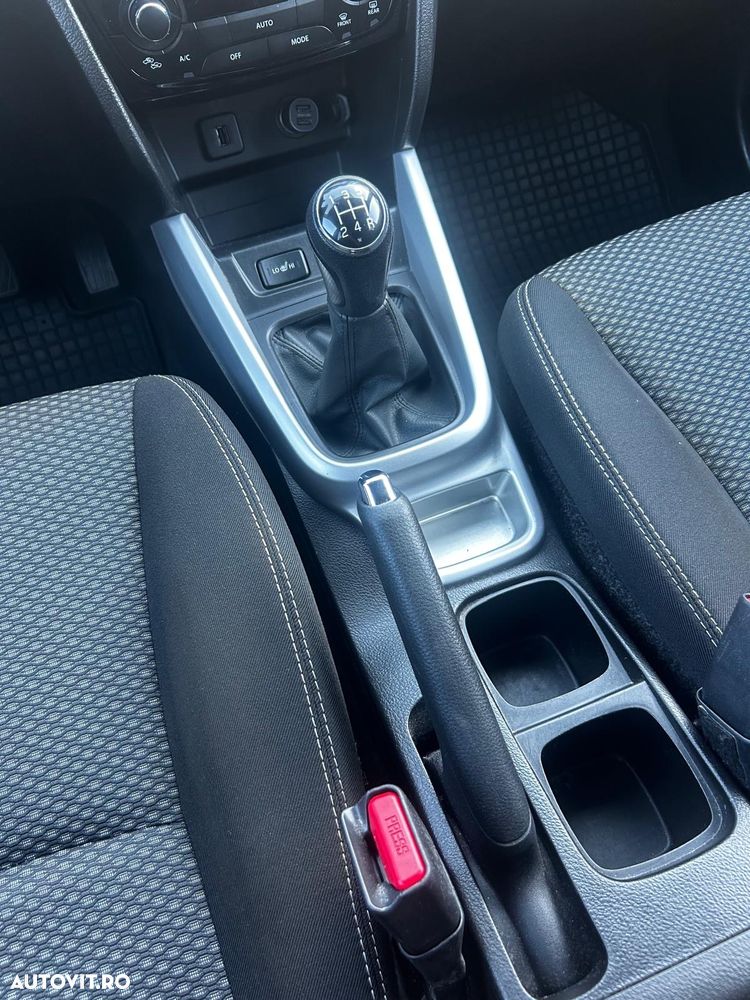 Suzuki Vitara 1.6 Passion - 16
