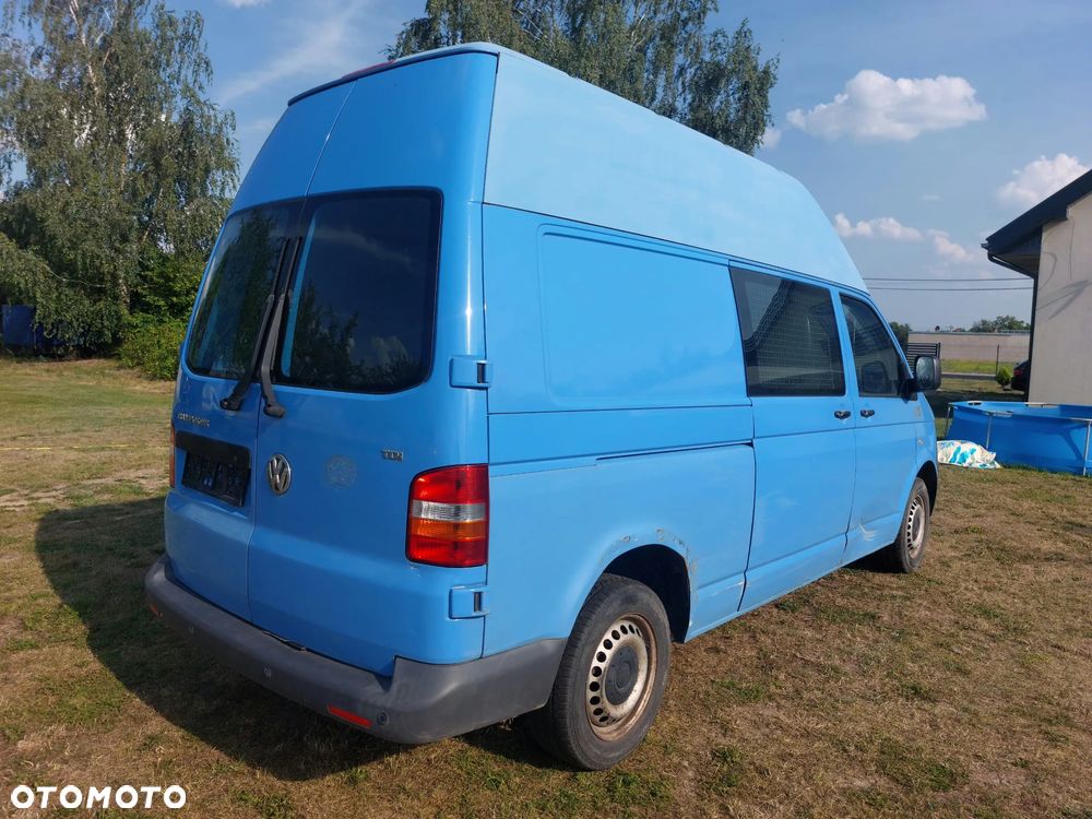 Volkswagen Transporter T5 - 4