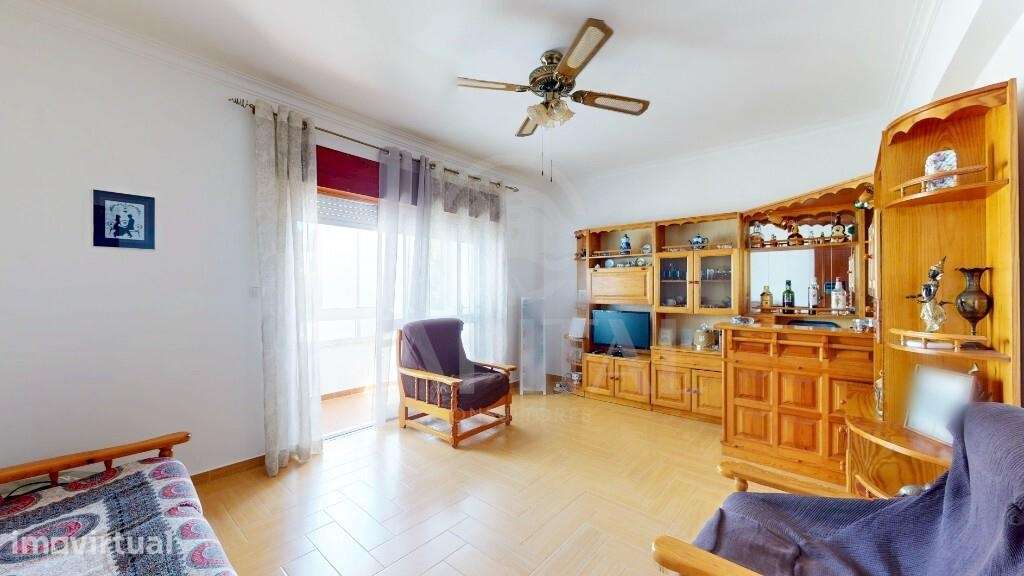 T3 na Arroja com arrecadação e varanda - Viva com espaço, conforto e p - Grande imagem: 3/34