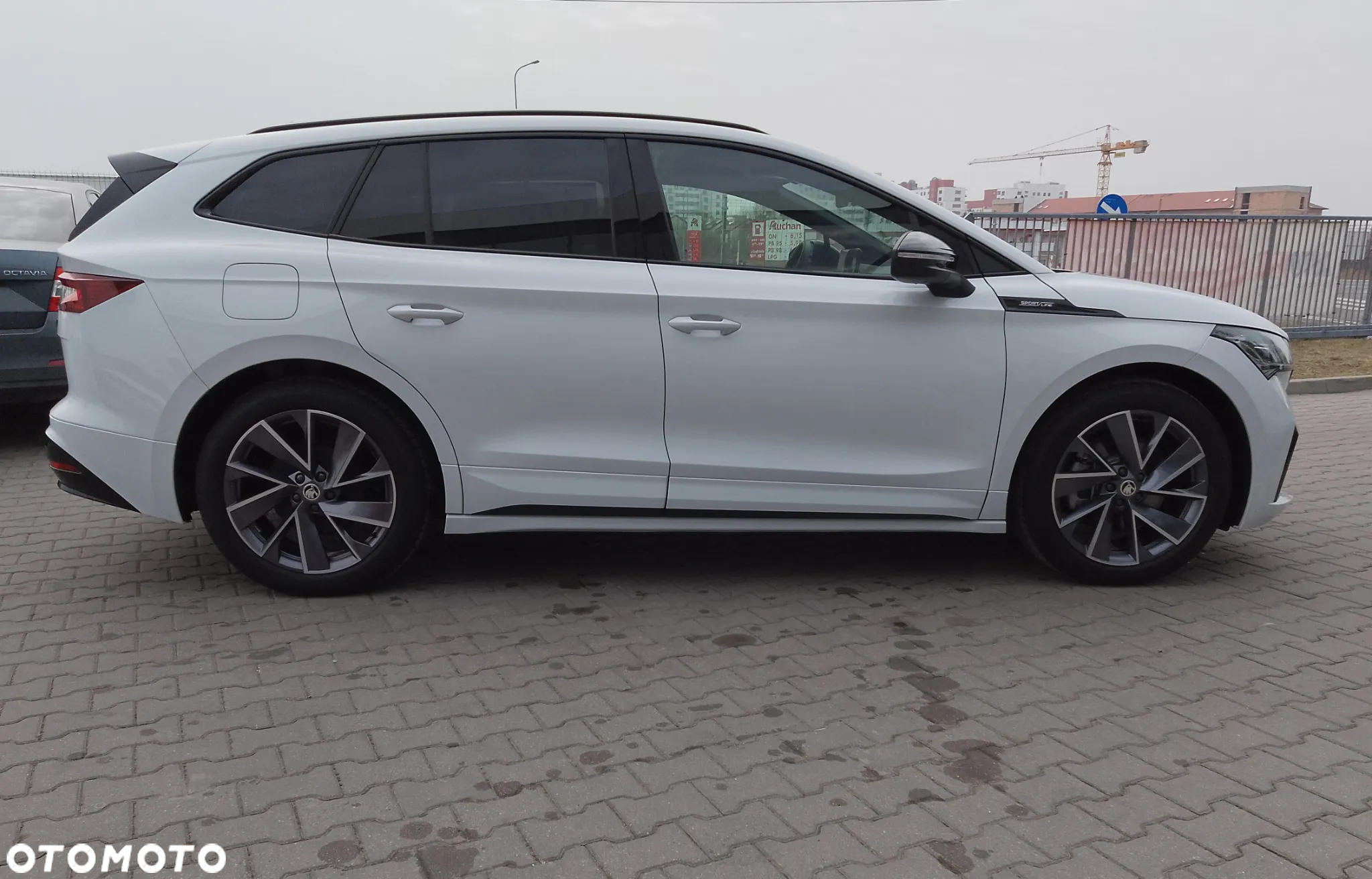 Skoda Enyaq 80x 82kWh Sportline - 4