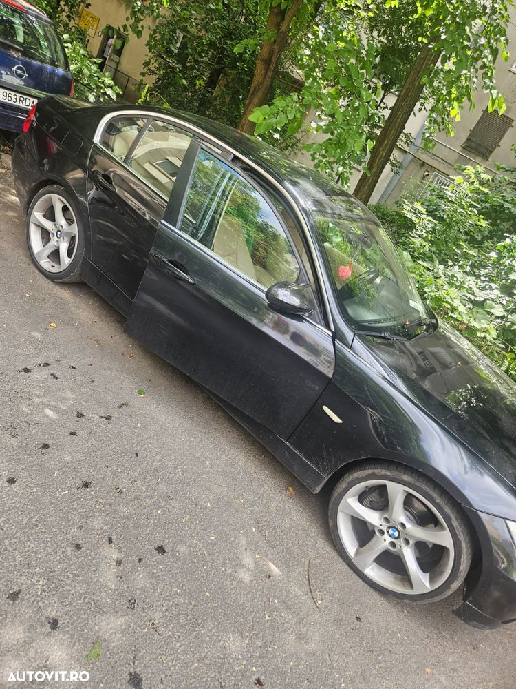 BMW Seria 3 330d DPF Aut. - 3