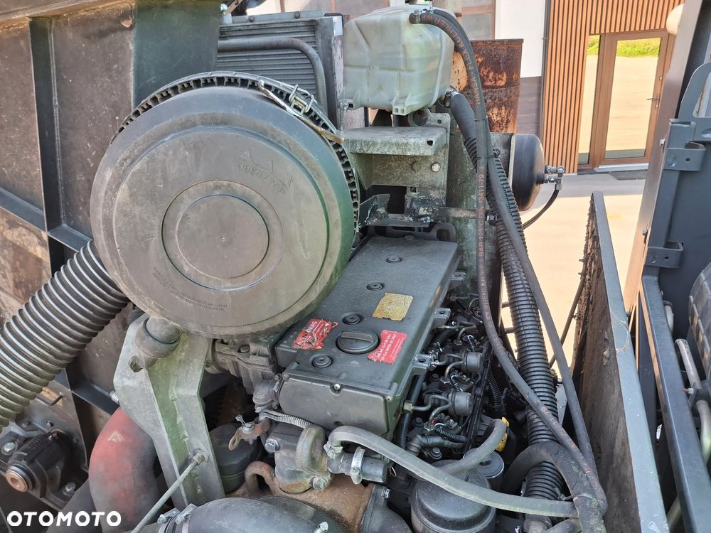 Renault Midlum 270 DXI Zamiatarka BUCHER Szczotki L/R Lewa I Prawa Strona 2 Silniki Karcher Listwa Ciśnieniowa Lanca Na Bębnie 2011r - 7