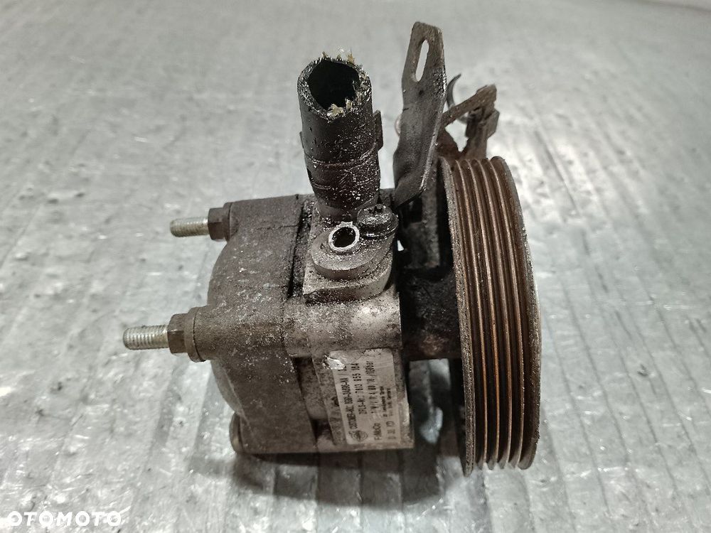 POMPA WSPOMAGANIA VOLVO S80 II ( 07-13 ) 8G91-3A696-NA 2.4 D - 1