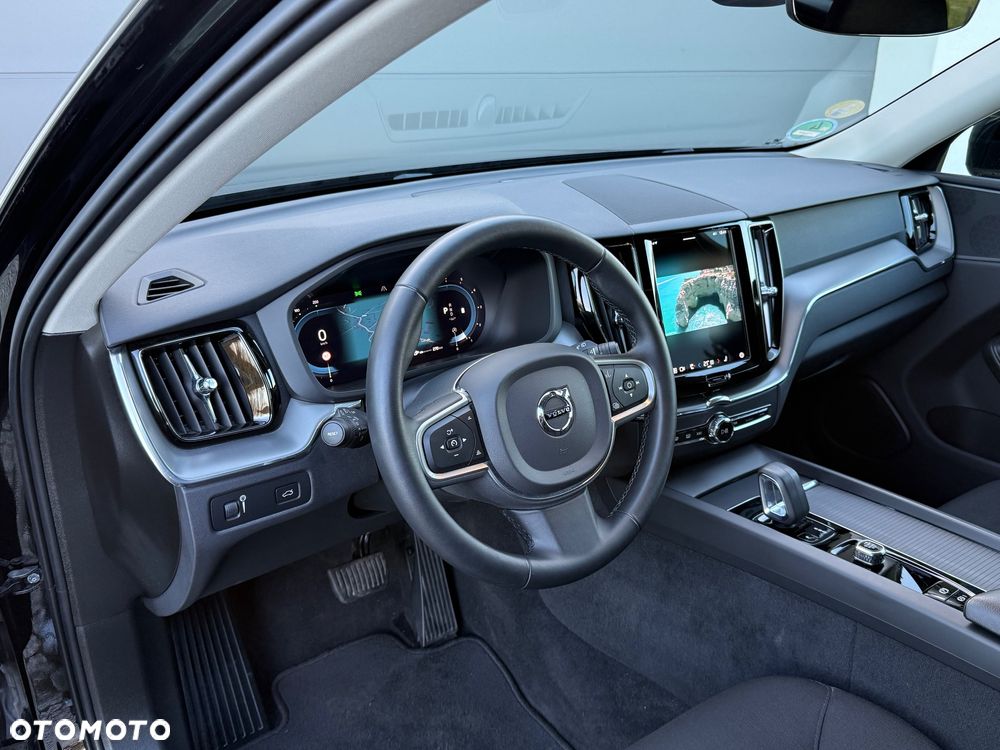 Volvo XC 60 B4 D Geartronic Momentum Pro - 28