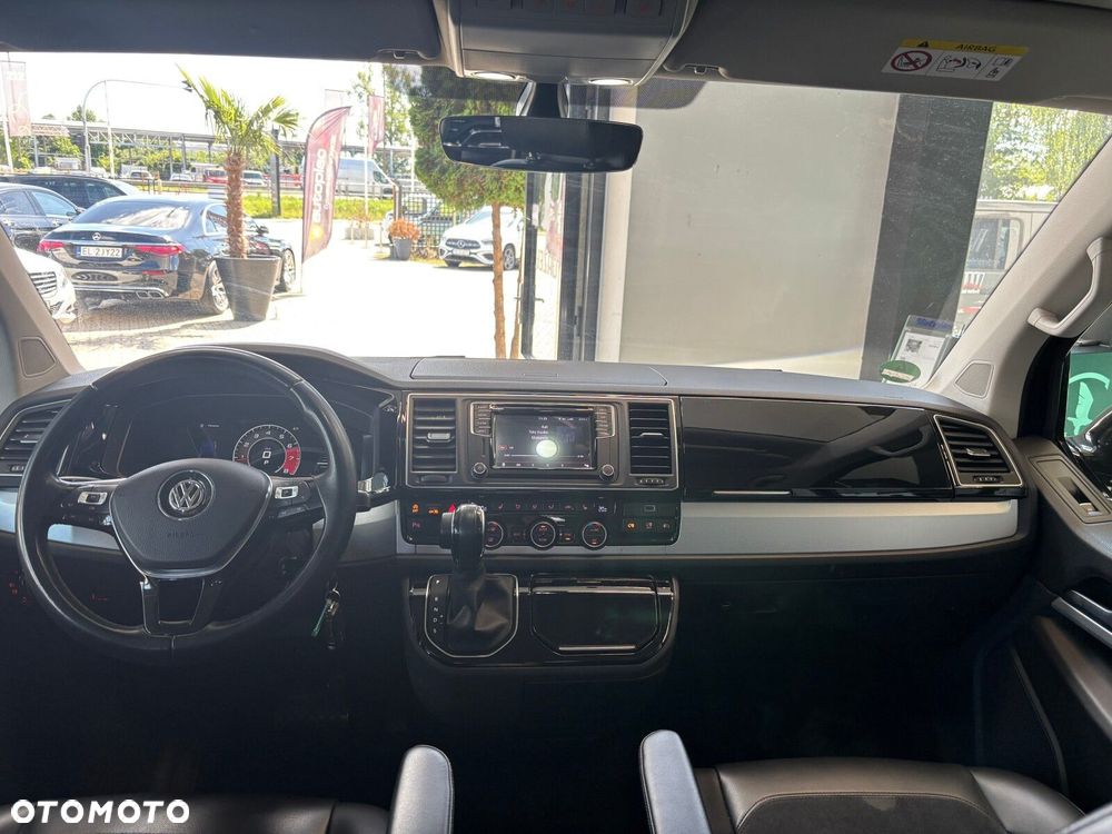 Volkswagen Multivan - 24