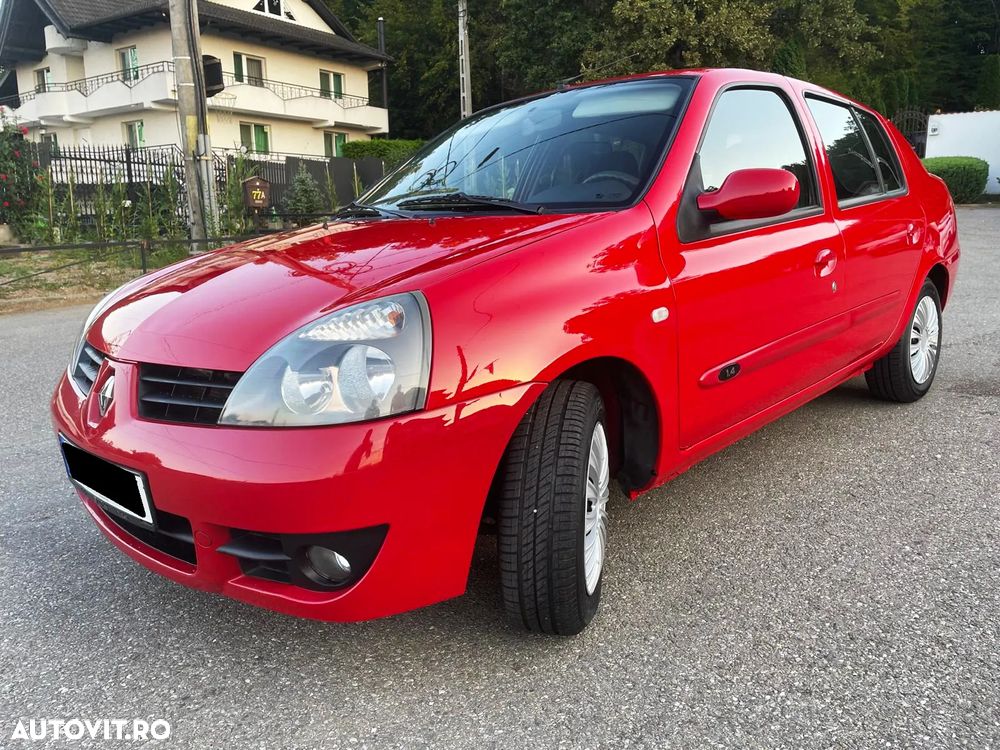 Renault Clio - 1