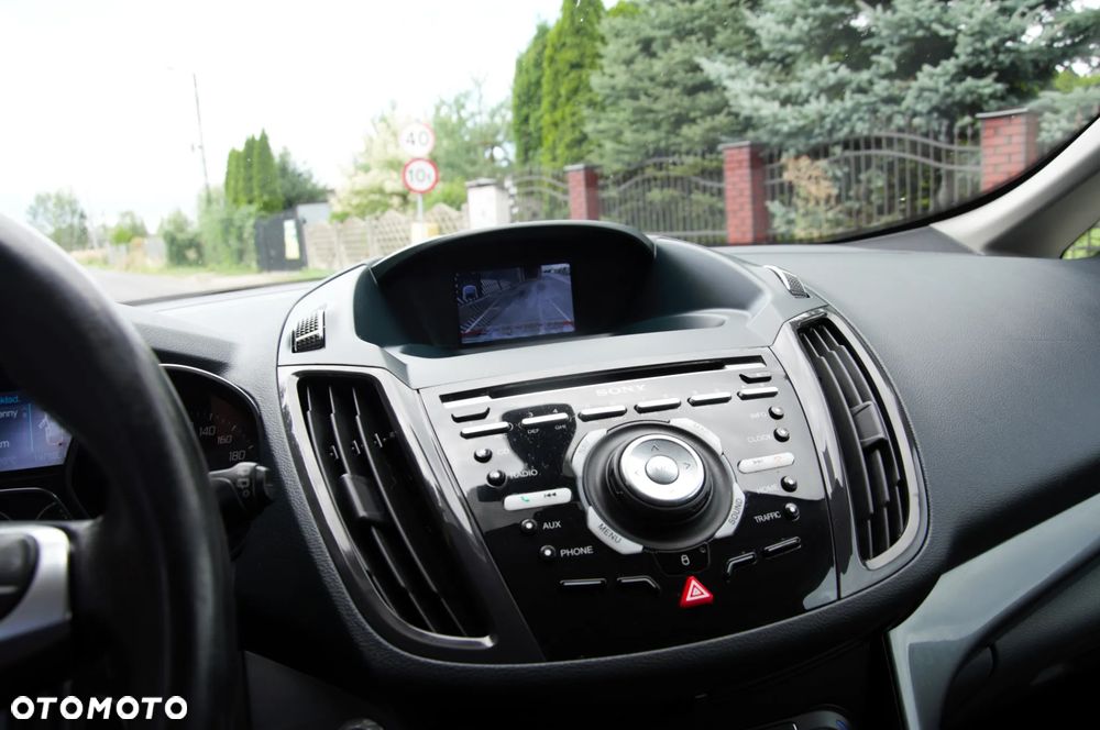 Ford Grand C-MAX - 36