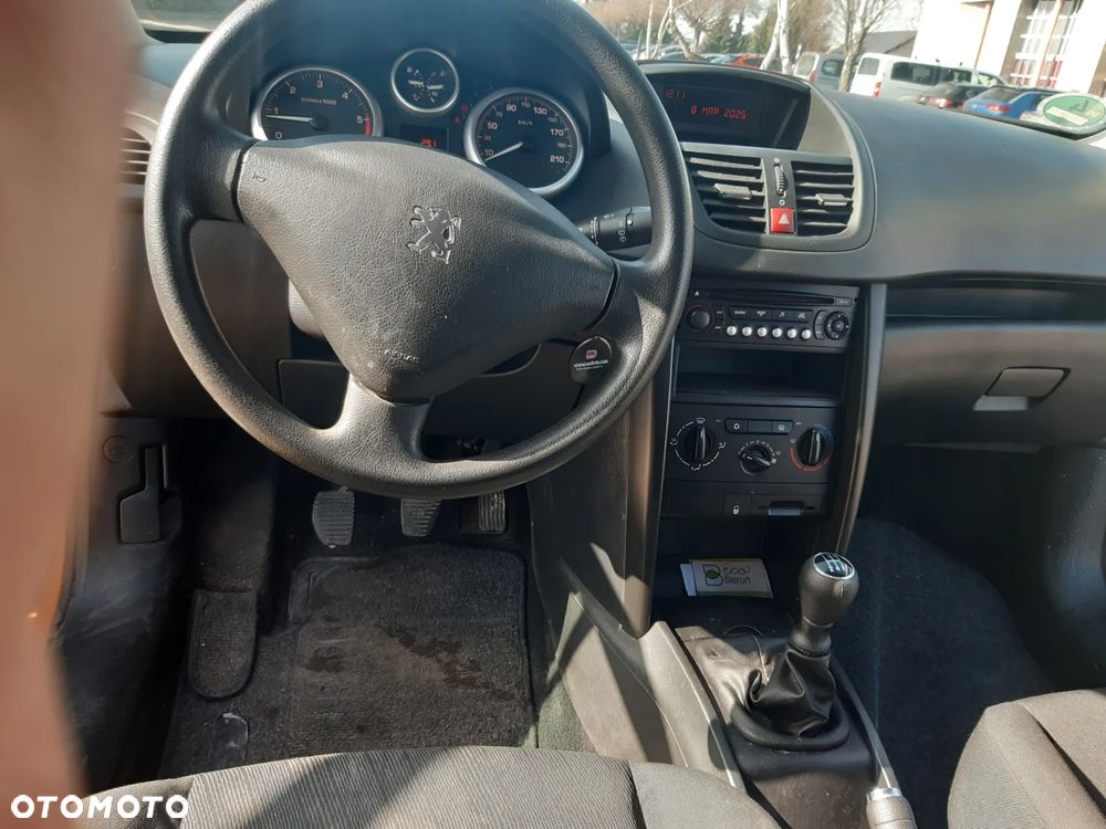 Peugeot 207 110 HDi FAP (Blue Lion) Tendance - 14