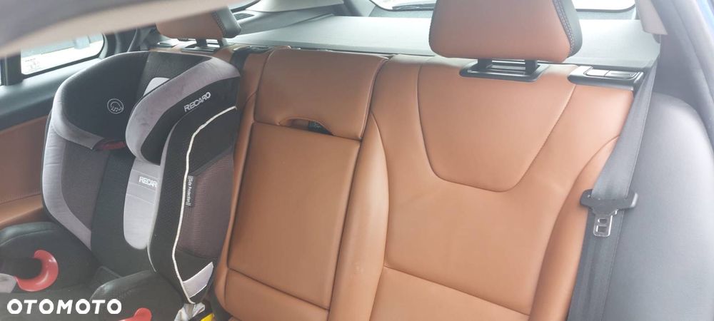 Volvo V60 - 18