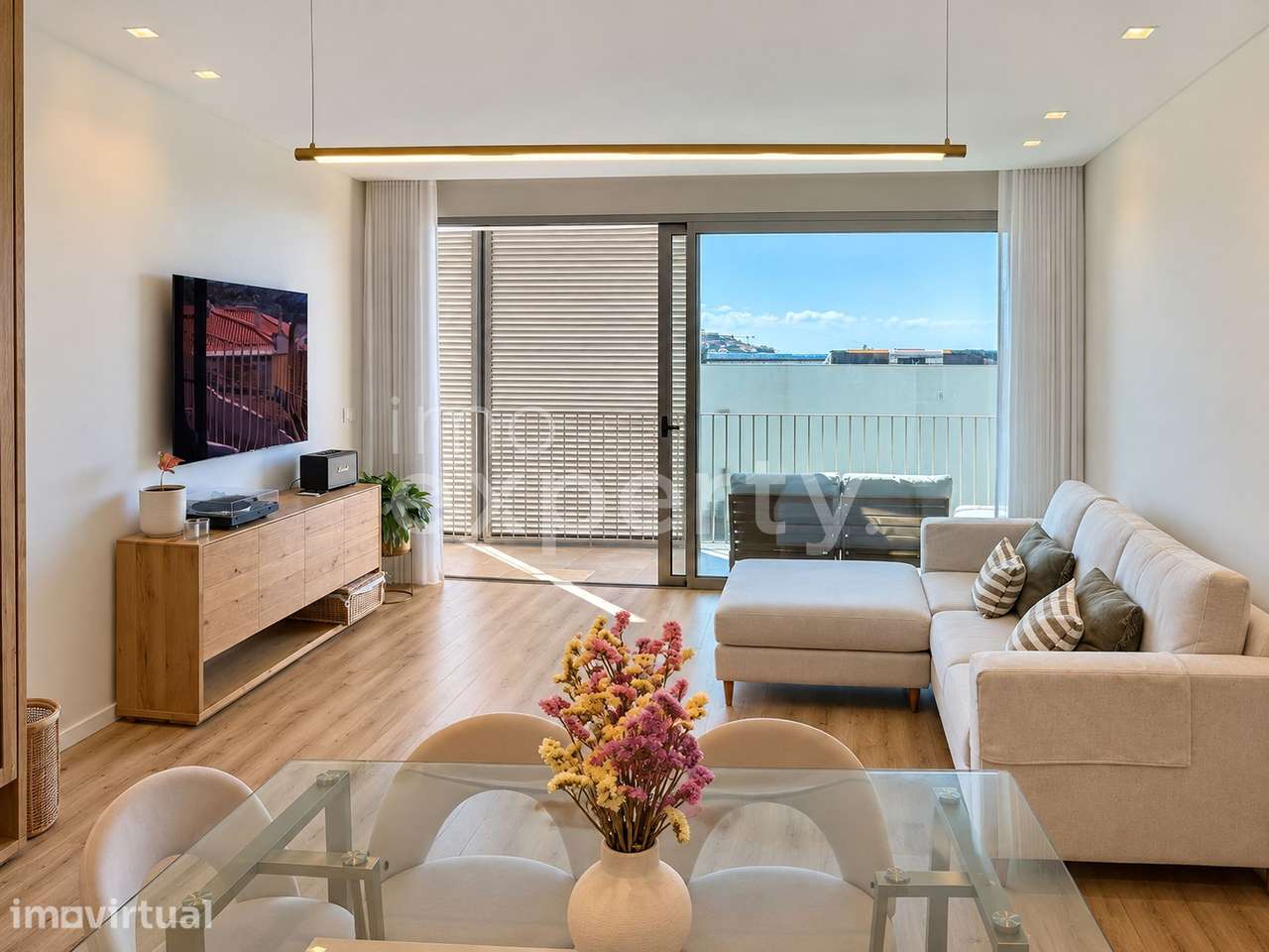 Apartamento T2 | Edifício Lourencinha II | Câmara De Lobos - Grande imagem: 4/20
