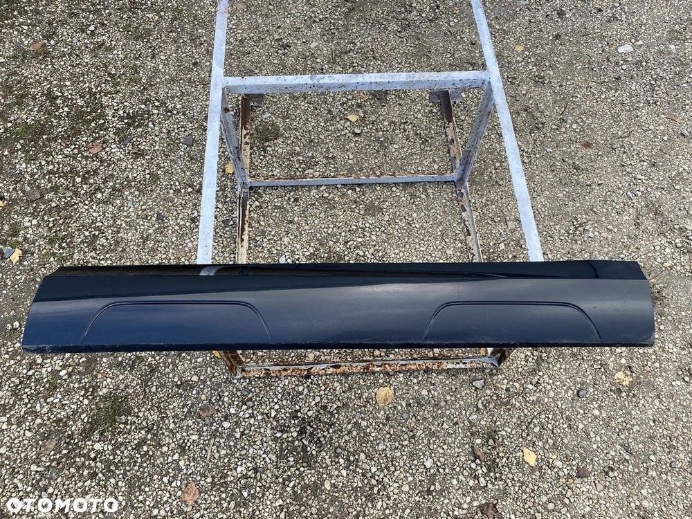 LISTWA PRAWA NA PRZEDNIE DRZWI AUDI Q3 I 14-18 8U0853960D - 1