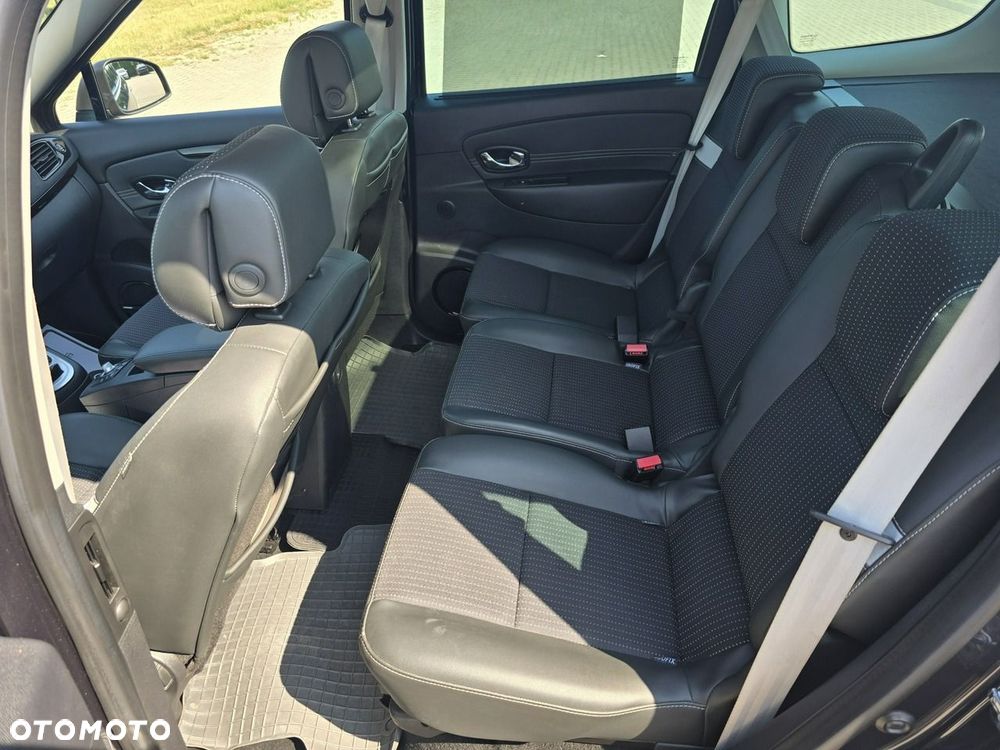 Renault Grand Scenic - 19