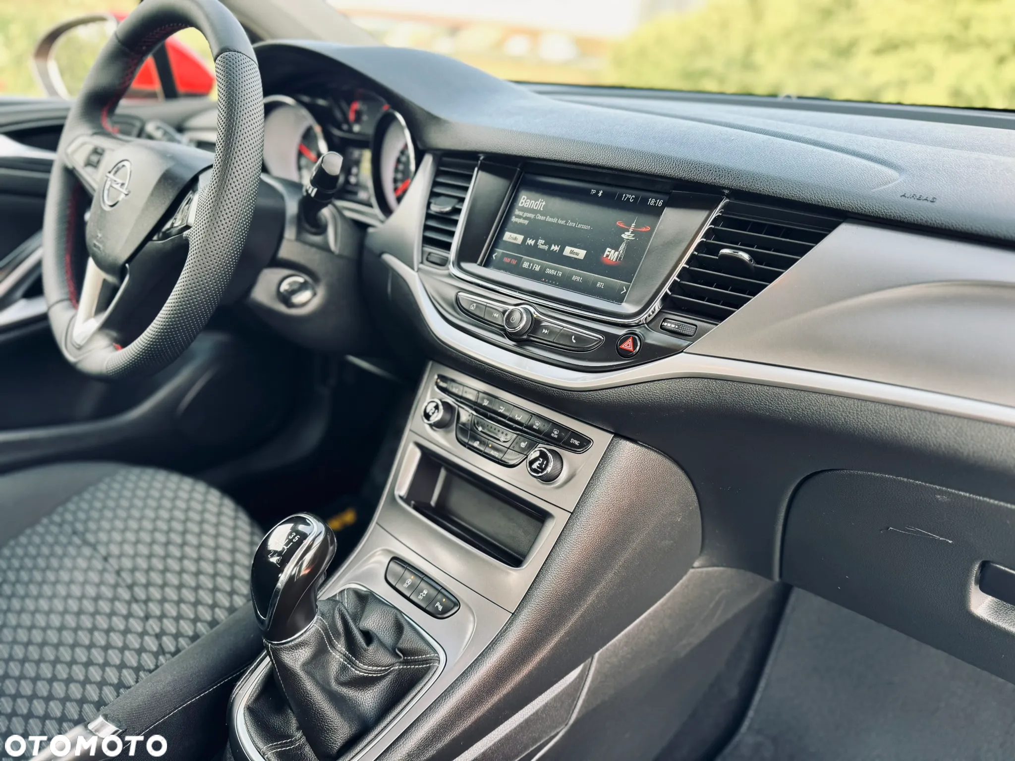 Opel Astra 1.5 D Start/Stop Business Edition - 8