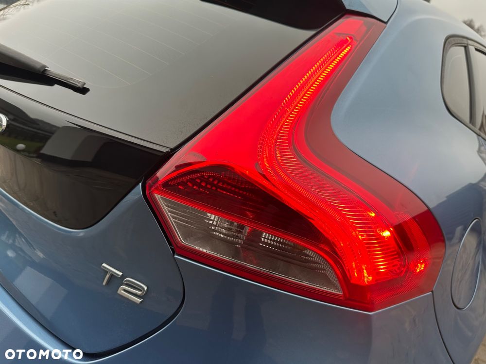 Volvo V40 T2 Kinetic - 8