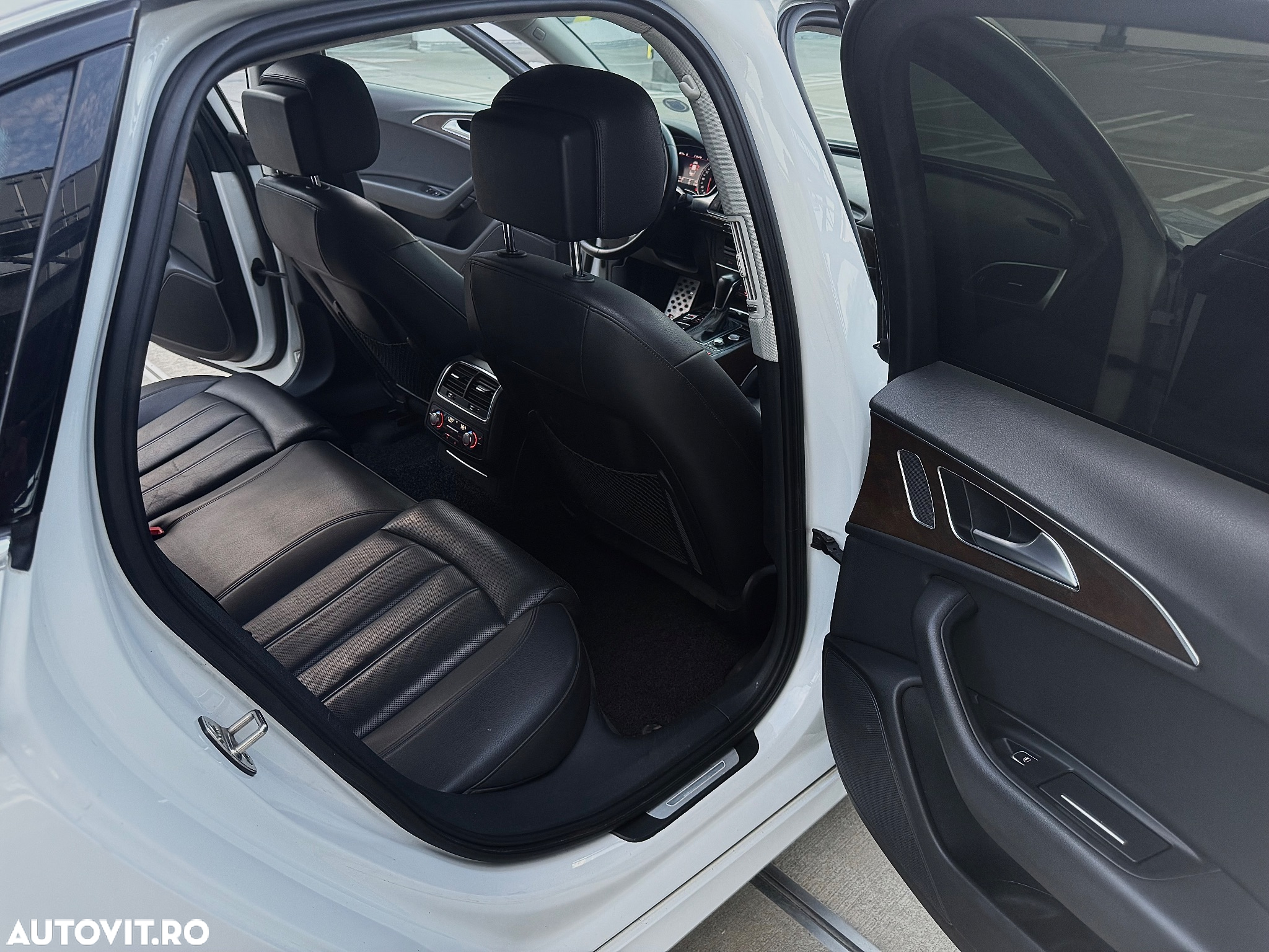 Audi A6 2.0 TDI Ultra S tronic - 11