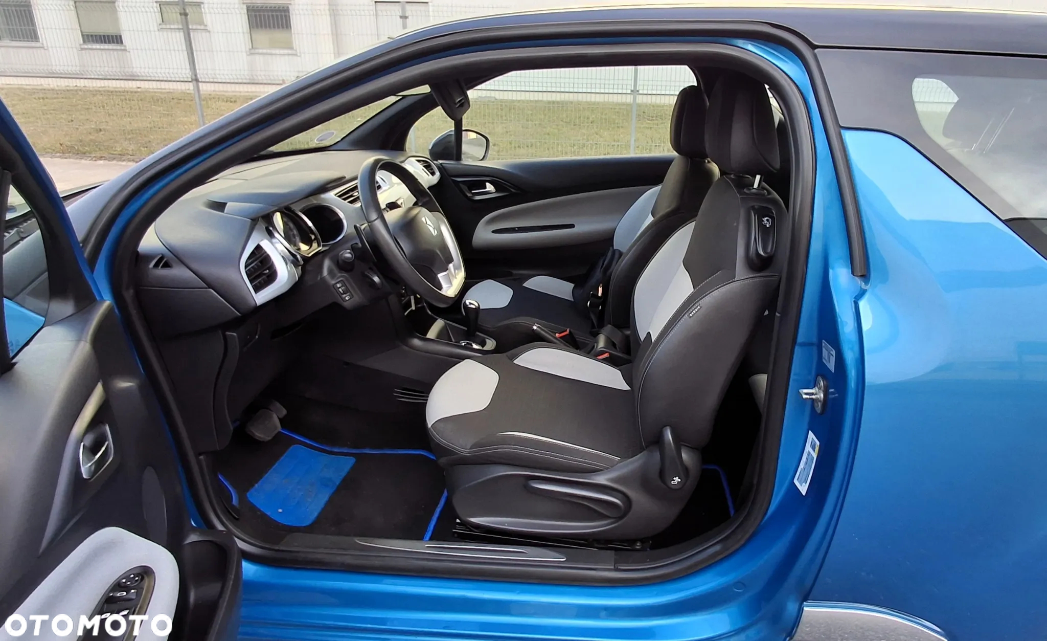 Citroën DS3 VTi 95 EGS Chic - 10