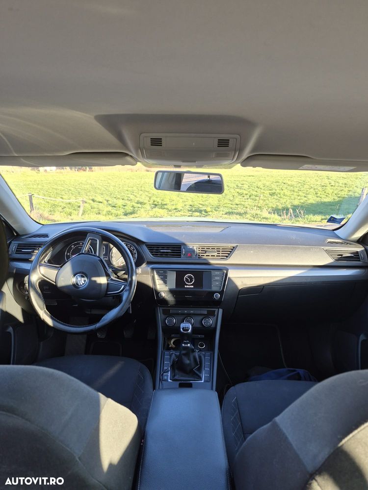 Skoda Superb 1.6 TDI Active - 8