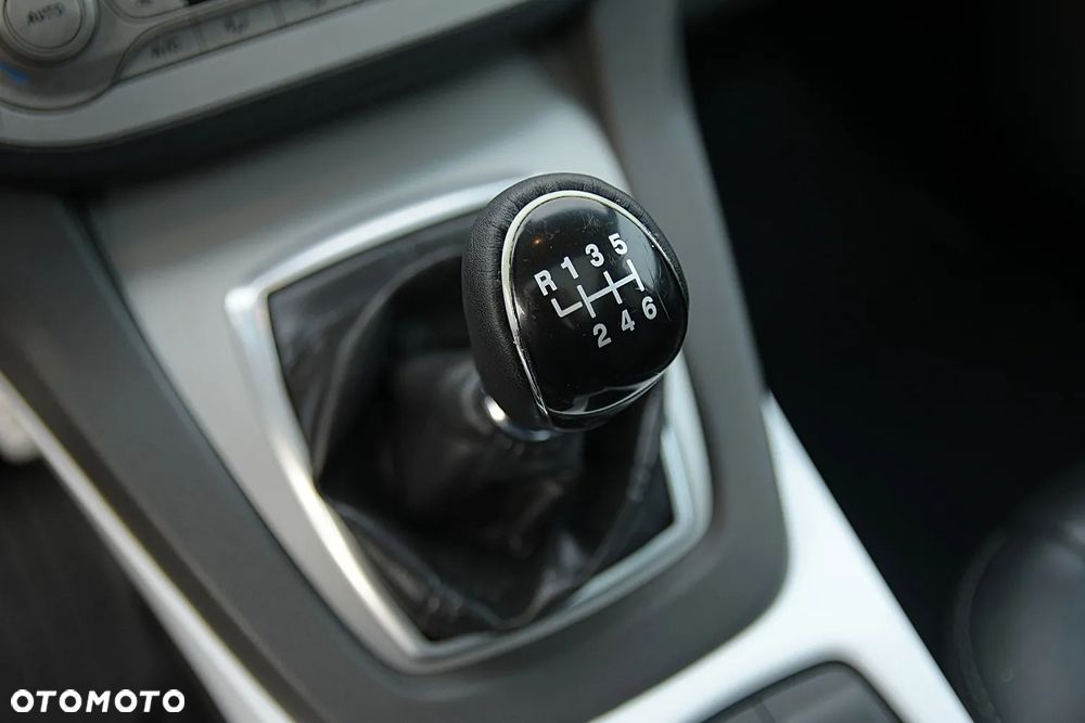 Ford Kuga 2.0 TDCi 4x4 Titanium - 31